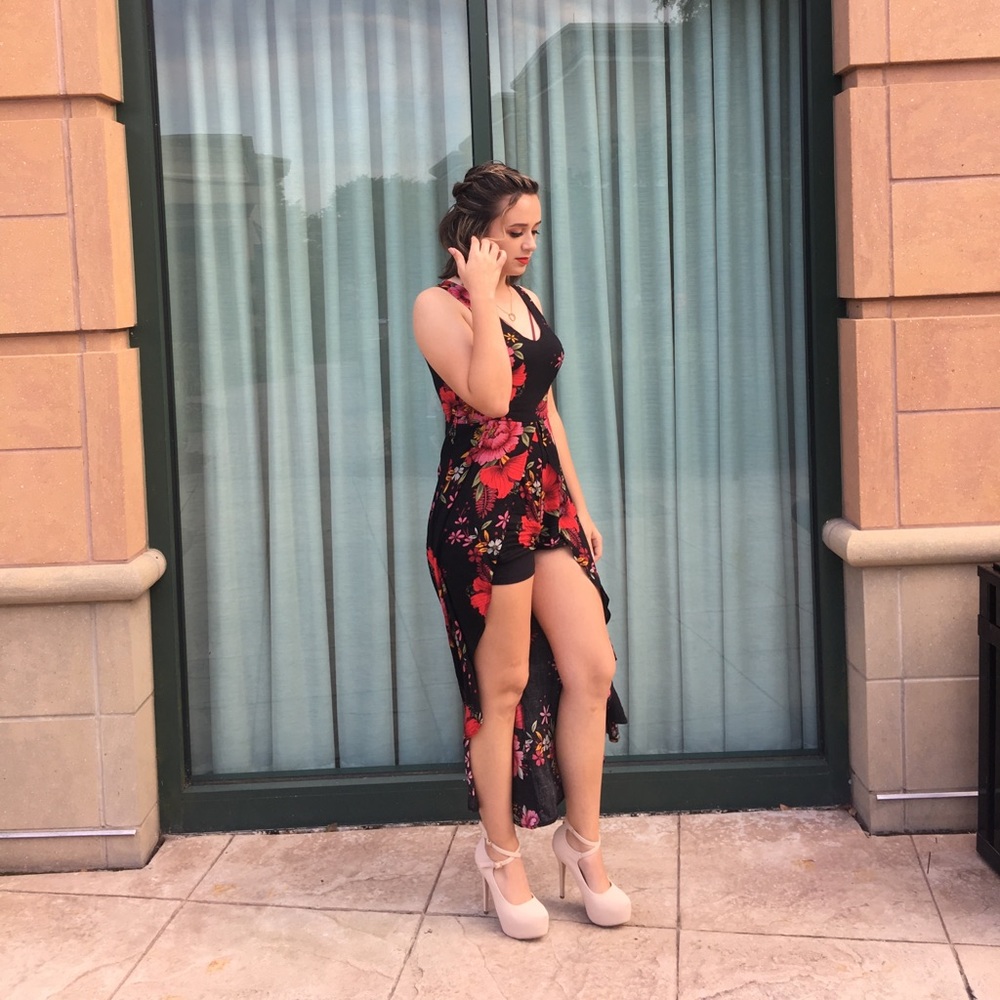 Floral romper with train